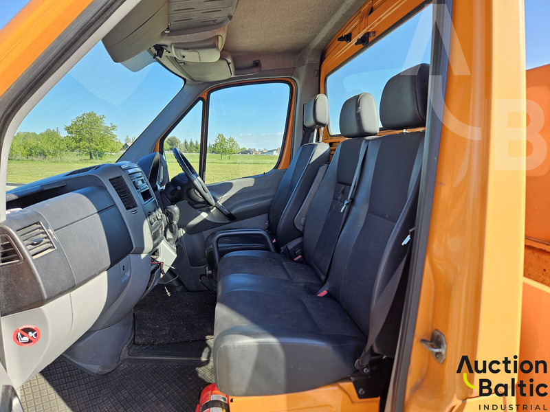Refuse truck Mercedes-Benz Sprinter: picture 8