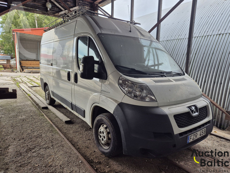 Peugeot Boxer - Small van: picture 1 Peugeot Boxer - Small van: picture 1