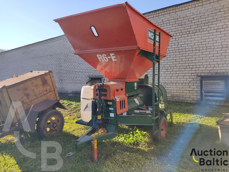 Richiger R6 E - Livestock equipment: picture 4 Richiger R6 E - Livestock equipment: picture 4