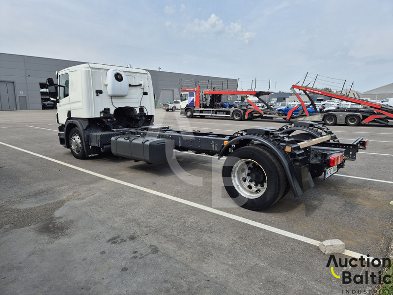 Scania P 450 - Cab chassis truck: picture 4 Scania P 450 - Cab chassis truck: picture 4