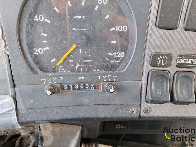 Scania P 93 ML - Refrigerated truck: picture 4 Scania P 93 ML - Refrigerated truck: picture 4