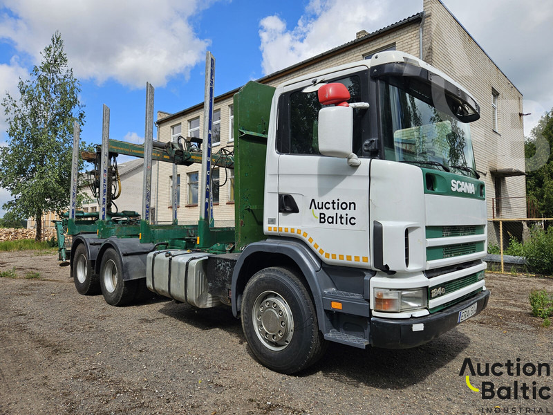Scania R 124 GB - Forestry trailer: picture 2 Scania R 124 GB - Forestry trailer: picture 2