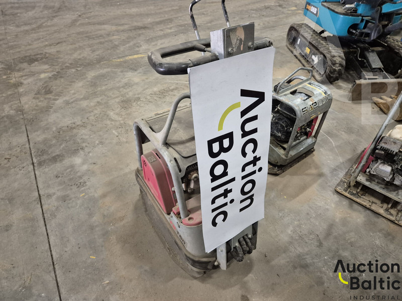 Swepac FB 160 - Plate compactor: picture 2 Swepac FB 160 - Plate compactor: picture 2