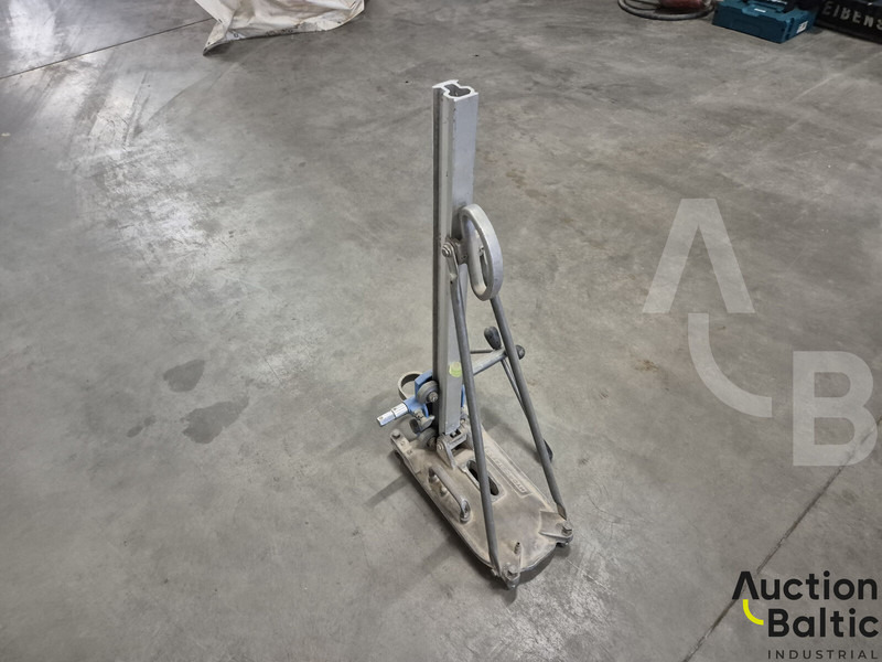 TYROLIT DRU160 - Drilling rig: picture 2 TYROLIT DRU160 - Drilling rig: picture 2