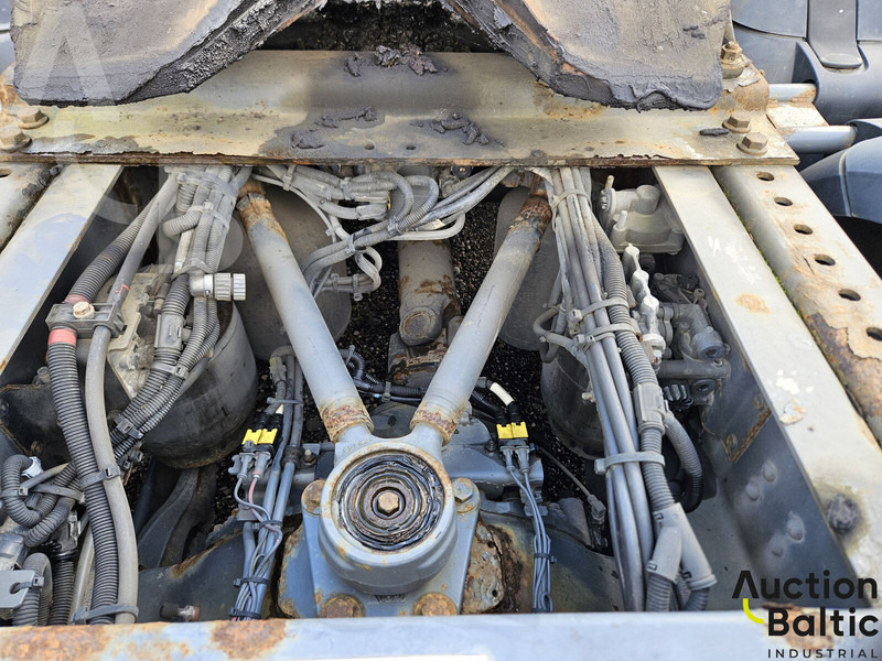 Tractor unit DAF XF460: picture 18