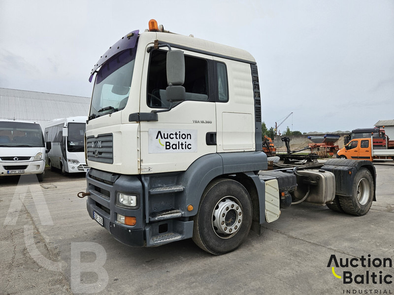 MAN 18.360 - Tractor unit: picture 1 MAN 18.360 - Tractor unit: picture 1