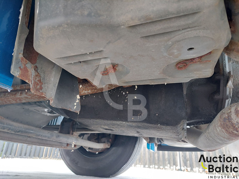 Leasing of Scania T 114 LA Scania T 114 LA: picture 16