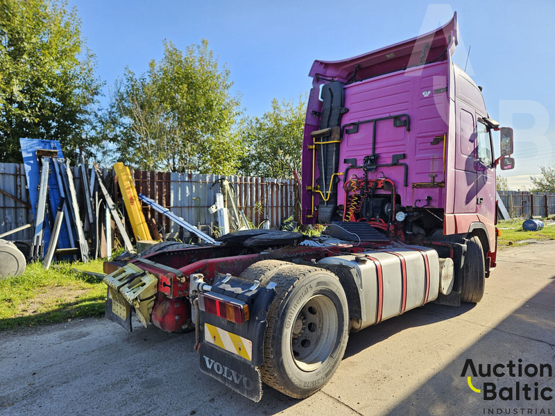 Volvo FH12 - Tractor unit: picture 3 Volvo FH12 - Tractor unit: picture 3