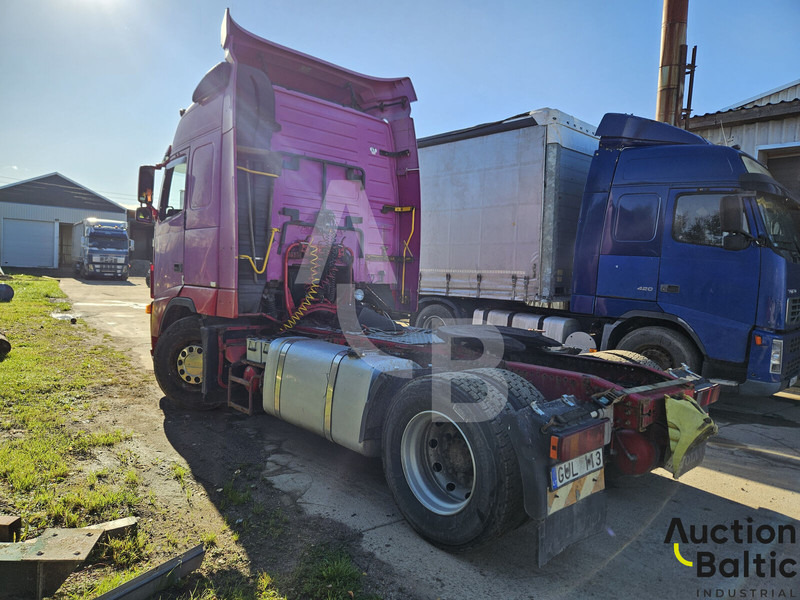 Volvo FH12 - Tractor unit: picture 4 Volvo FH12 - Tractor unit: picture 4