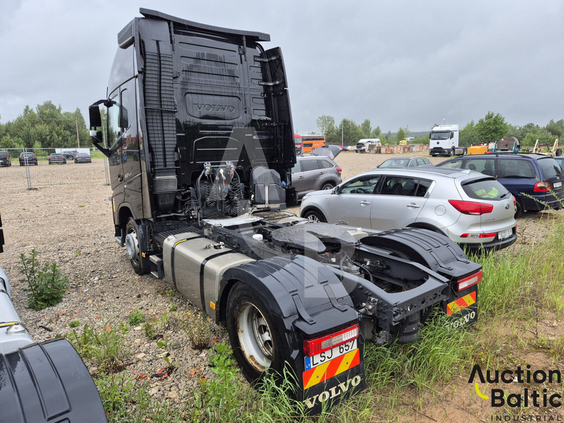 Volvo FH460 - Tractor unit: picture 3 Volvo FH460 - Tractor unit: picture 3
