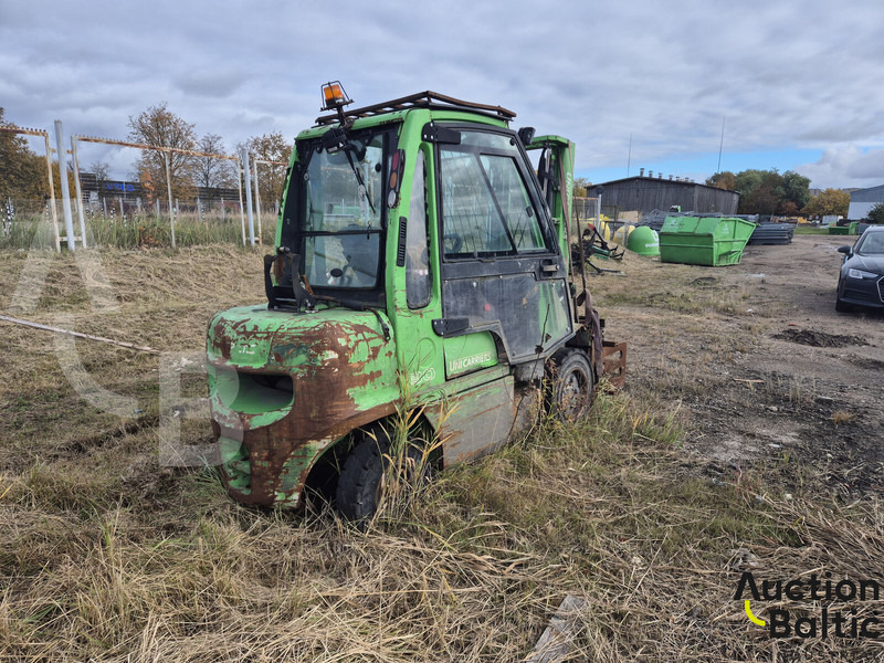 UniCarriers 30 - Diesel forklift: picture 4 UniCarriers 30 - Diesel forklift: picture 4