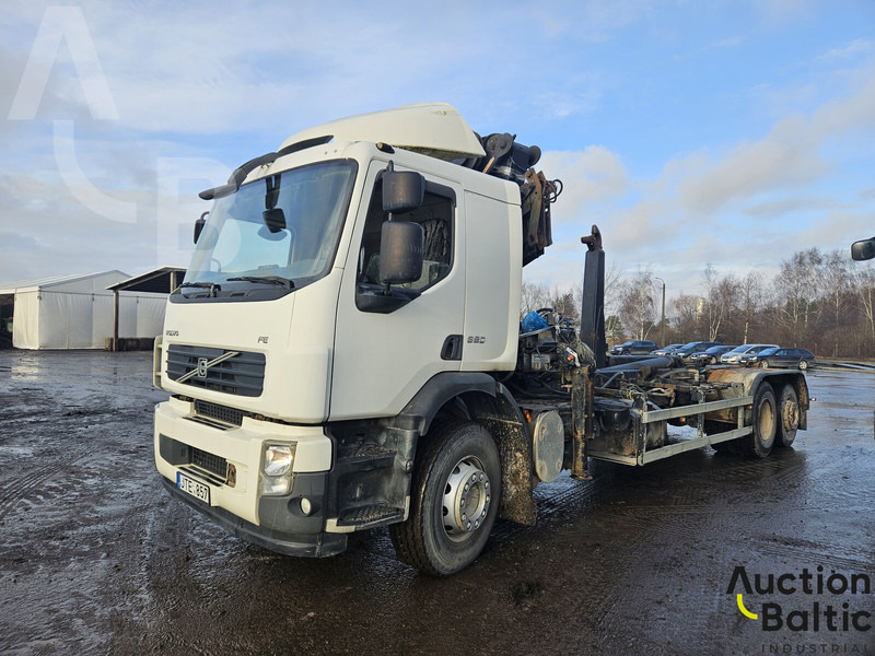 Volvo FE320 - Hook lift truck, Crane truck: picture 1 Volvo FE320 - Hook lift truck, Crane truck: picture 1