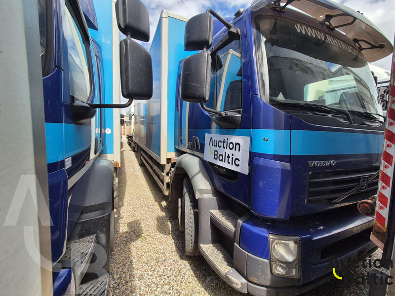 Volvo FL240 - Box truck: picture 2 Volvo FL240 - Box truck: picture 2