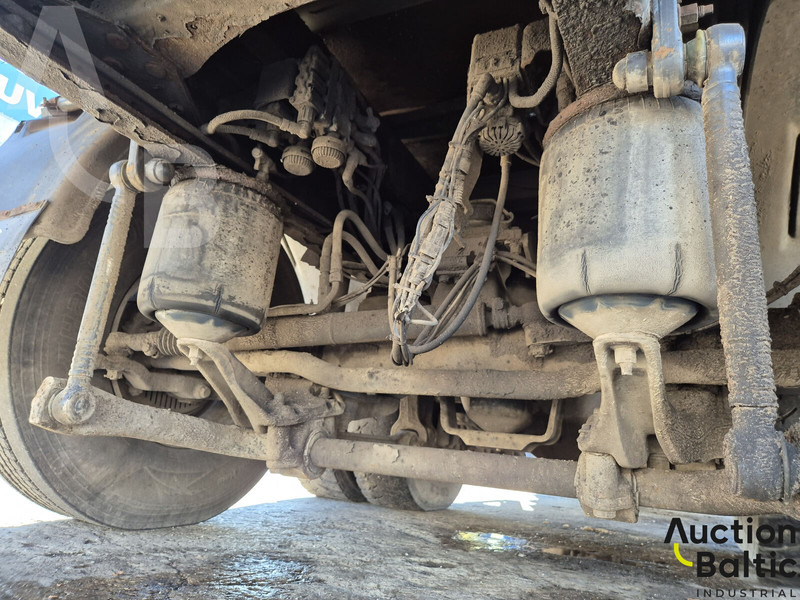 Tipper Volvo FM-300: picture 12 Tipper Volvo FM-300: picture 12