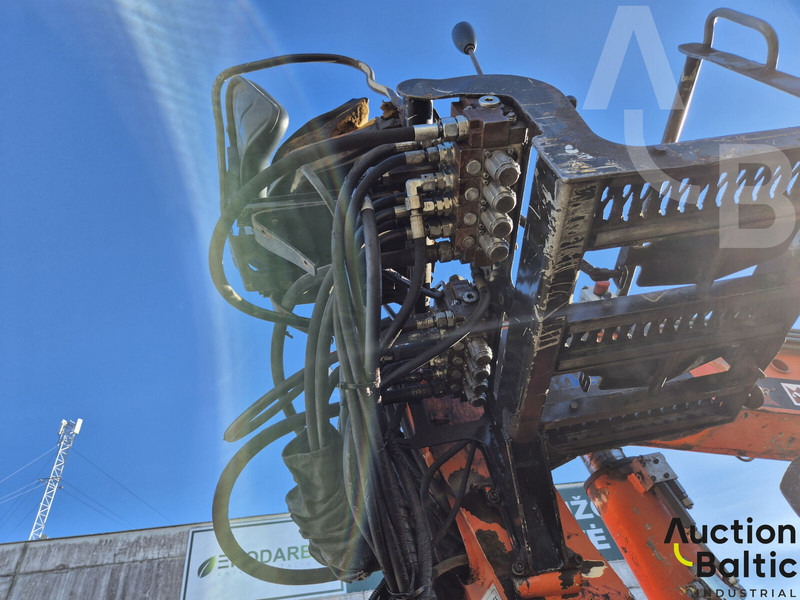 Tipper Volvo FM-300: picture 10 Tipper Volvo FM-300: picture 10