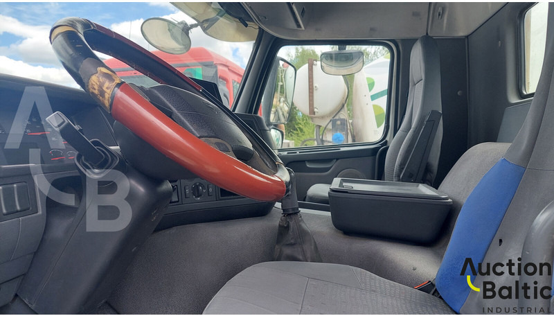 Concrete mixer truck Volvo FM9: picture 8