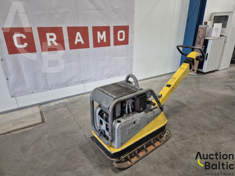 WACKER NEUSON DPU4545HE - Plate compactor: picture 1 WACKER NEUSON DPU4545HE - Plate compactor: picture 1