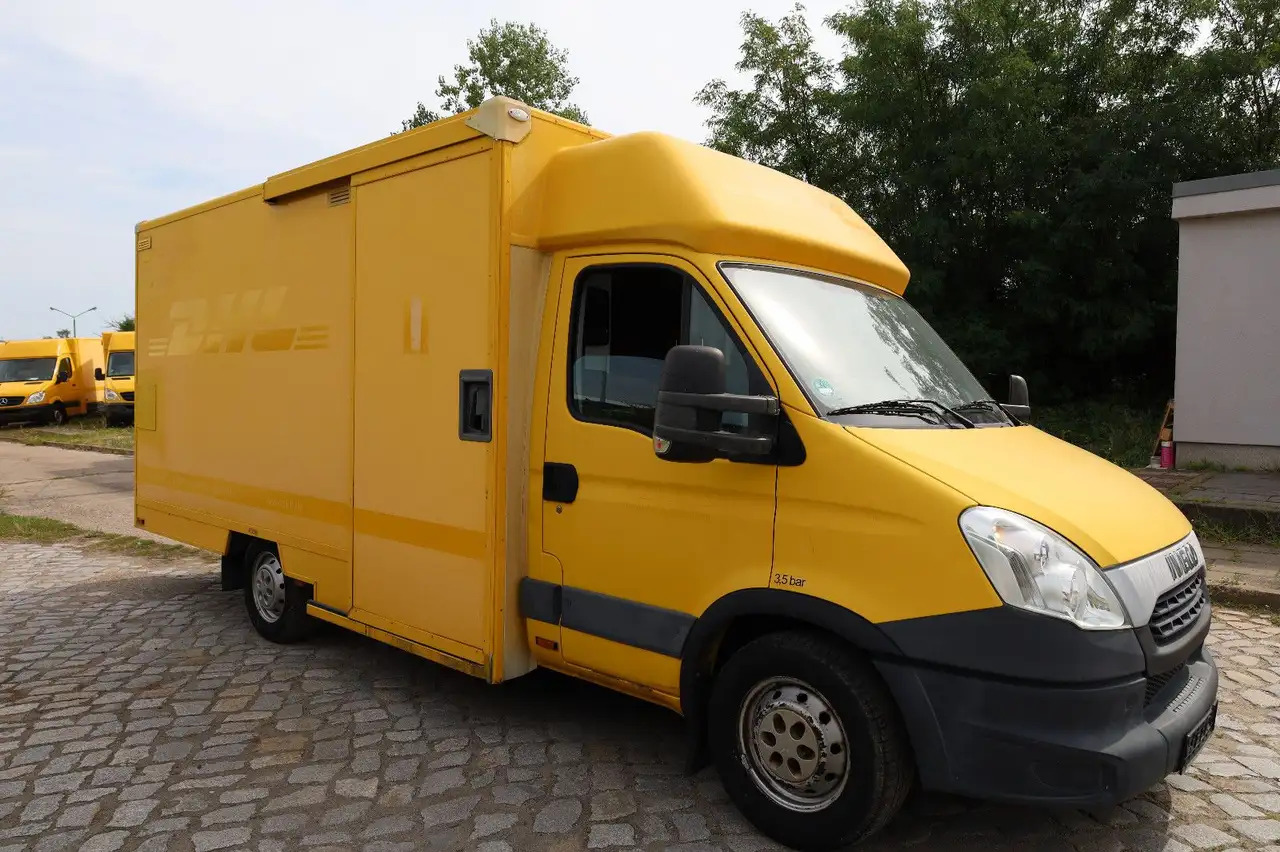 Iveco IS35SI2AA Daily/ Regalsystem/Luftfeder/1. Hand/ - Closed box van: picture 2 Iveco IS35SI2AA Daily/ Regalsystem/Luftfeder/1. Hand/ - Closed box van: picture 2