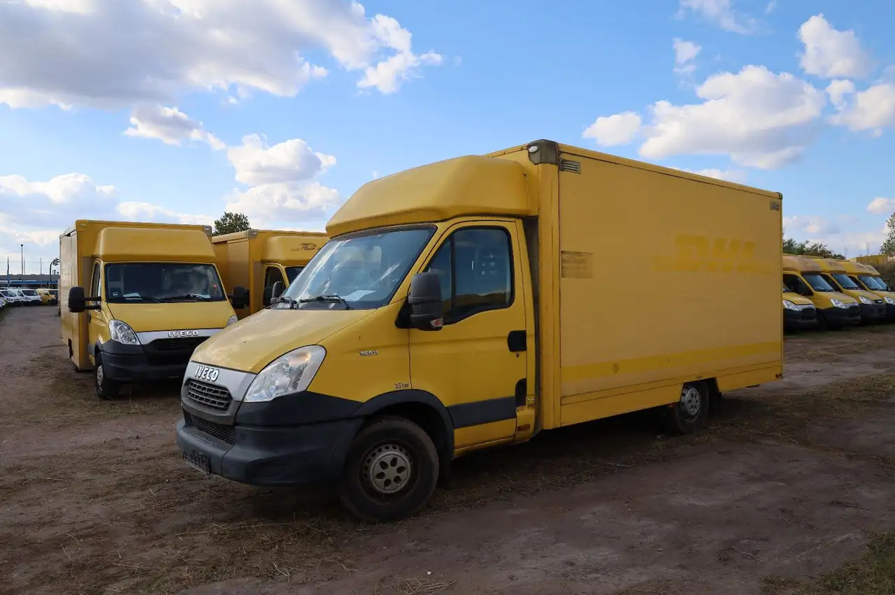 Iveco IS35SI2AA Daily/ Regalsystem/Luftfeder/1. Hand - Closed box van: picture 2 Iveco IS35SI2AA Daily/ Regalsystem/Luftfeder/1. Hand - Closed box van: picture 2