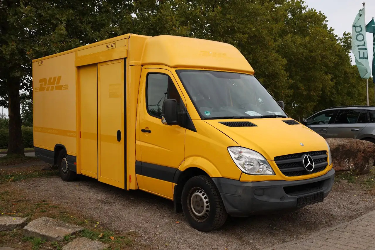 Mercedes-Benz Sprinter II Pritsche/ Koffer/Regalsystem - Closed box van: picture 1 Mercedes-Benz Sprinter II Pritsche/ Koffer/Regalsystem - Closed box van: picture 1