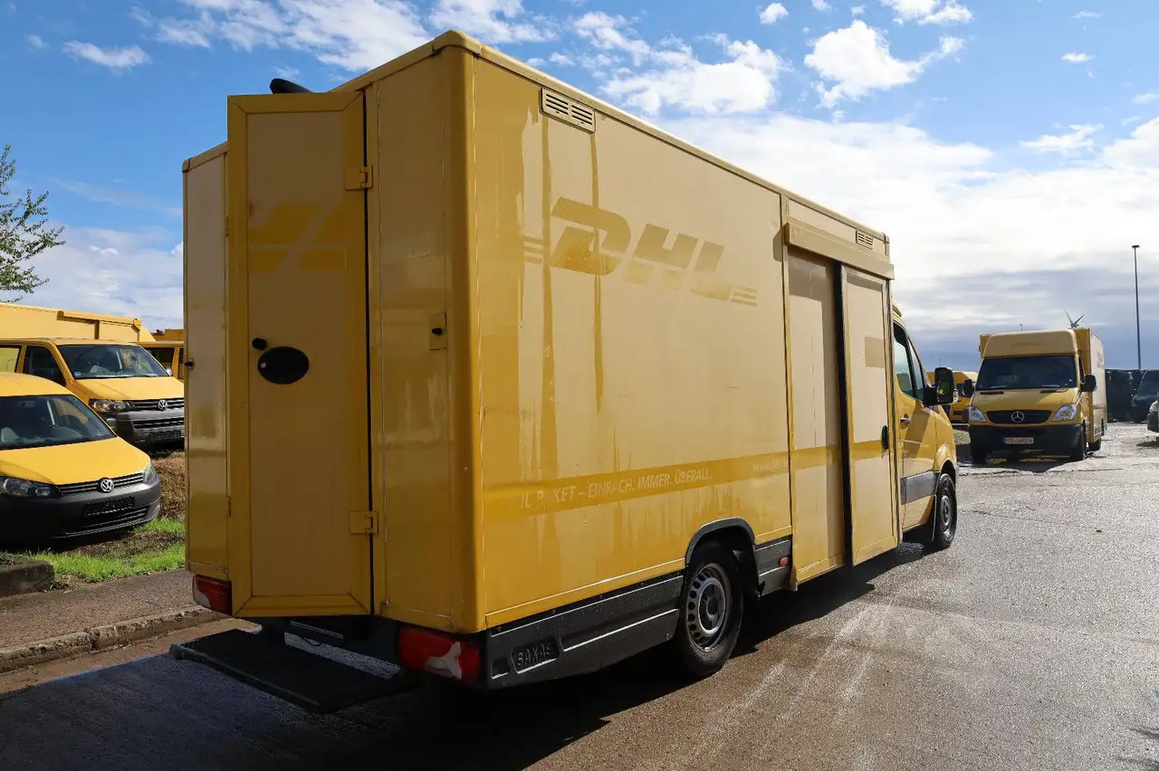 Mercedes-Benz Sprinter II Pritsche/ Koffer/Regalsystem - Closed box van: picture 3 Mercedes-Benz Sprinter II Pritsche/ Koffer/Regalsystem - Closed box van: picture 3