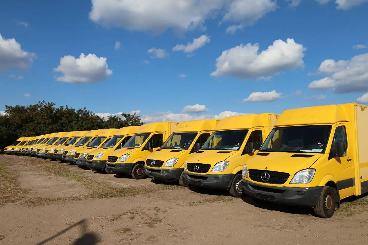 Mercedes-Benz Sprinter/Koffer/Regalsystem/ EU5/ 1. Hand - Closed box van: picture 1 Mercedes-Benz Sprinter/Koffer/Regalsystem/ EU5/ 1. Hand - Closed box van: picture 1