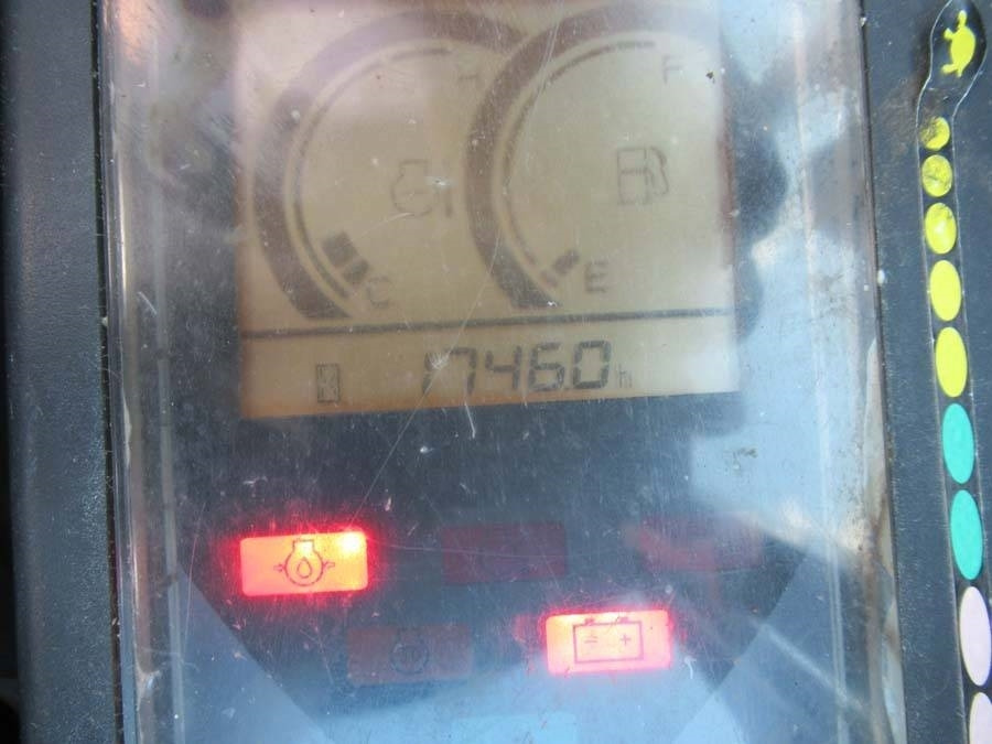 Mini excavator Hitachi ZX 17 U-2: picture 8