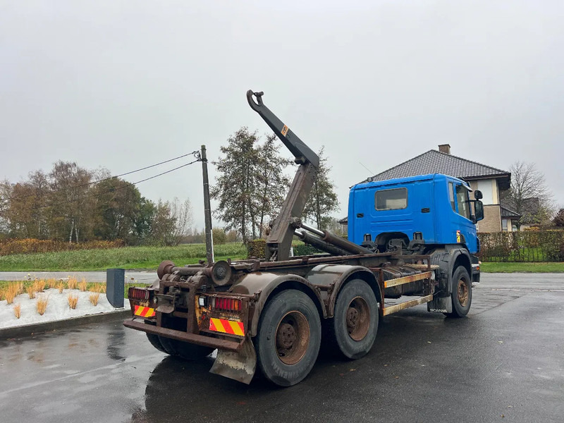 Scania P420 Belgian truck**205.000km**Retarder full steel** - Hook lift truck: picture 5 Scania P420 Belgian truck**205.000km**Retarder full steel** - Hook lift truck: picture 5