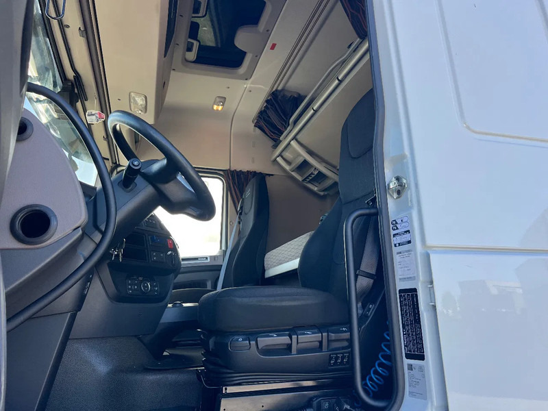 Tractor unit DAF XF 480 Retarder**XF480**Euro6D**12/2021: picture 13 Tractor unit DAF XF 480 Retarder**XF480**Euro6D**12/2021: picture 13