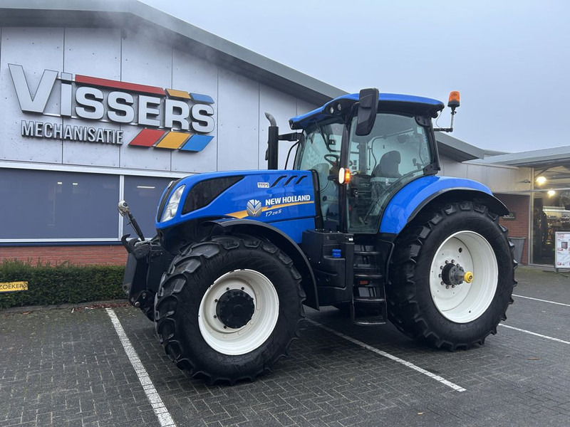 New Holland New Holland T7.215S - Farm tractor: picture 2 New Holland New Holland T7.215S - Farm tractor: picture 2