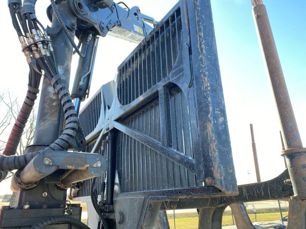 Forwarder Komatsu 875: picture 19