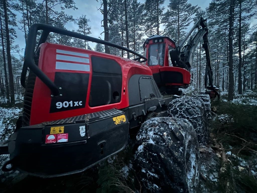 Komatsu 901xc - Forestry harvester: picture 2 Komatsu 901xc - Forestry harvester: picture 2