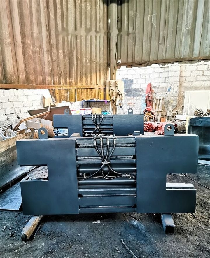 Clamp for Forklift AME Bale Clamp: picture 8 Clamp for Forklift AME Bale Clamp: picture 8