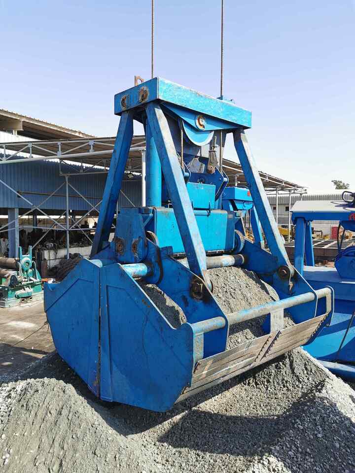 AME Electro Hydraulic Wireless Remote Control Clamshell Grapple - Clamshell bucket for Crane: picture 2 AME Electro Hydraulic Wireless Remote Control Clamshell Grapple - Clamshell bucket for Crane: picture 2