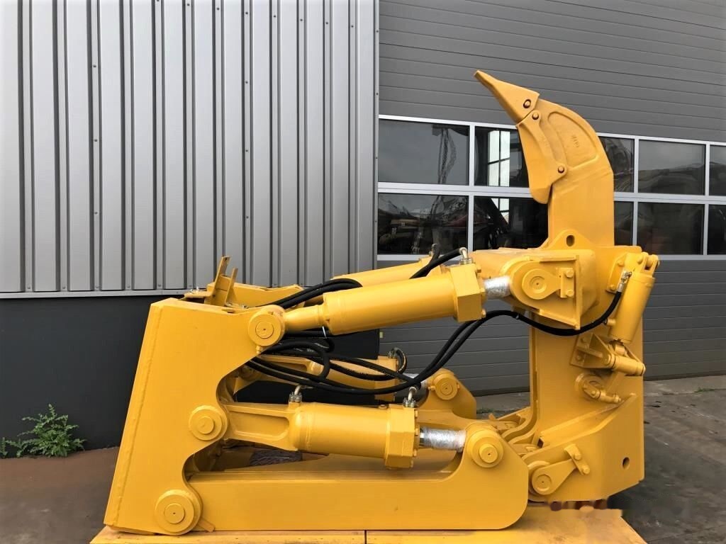 AME Single Shank Heavy Duty Ripper - Ripper for Bulldozer: picture 2 AME Single Shank Heavy Duty Ripper - Ripper for Bulldozer: picture 2