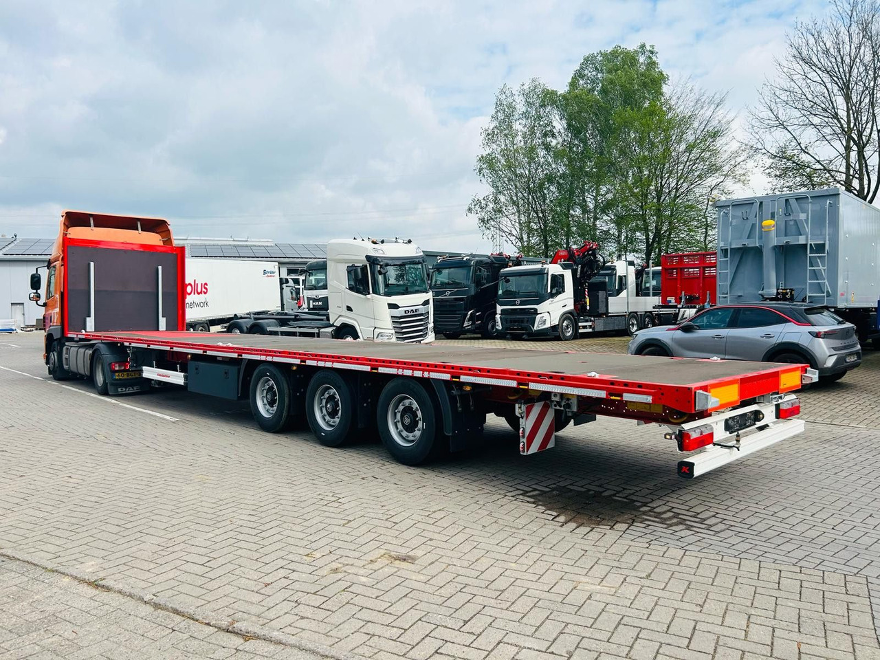 Kässbohrer K.SFS M Mega Plattform Auflieger Sofort Verfügba - Dropside/ Flatbed semi-trailer: picture 3 Kässbohrer K.SFS M Mega Plattform Auflieger Sofort Verfügba - Dropside/ Flatbed semi-trailer: picture 3