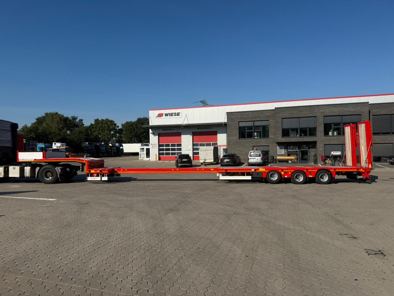 Kässbohrer K.SLA 3 / 1N-18/30 Ausziehbarer Tieflader - Low loader semi-trailer: picture 1 Kässbohrer K.SLA 3 / 1N-18/30 Ausziehbarer Tieflader - Low loader semi-trailer: picture 1
