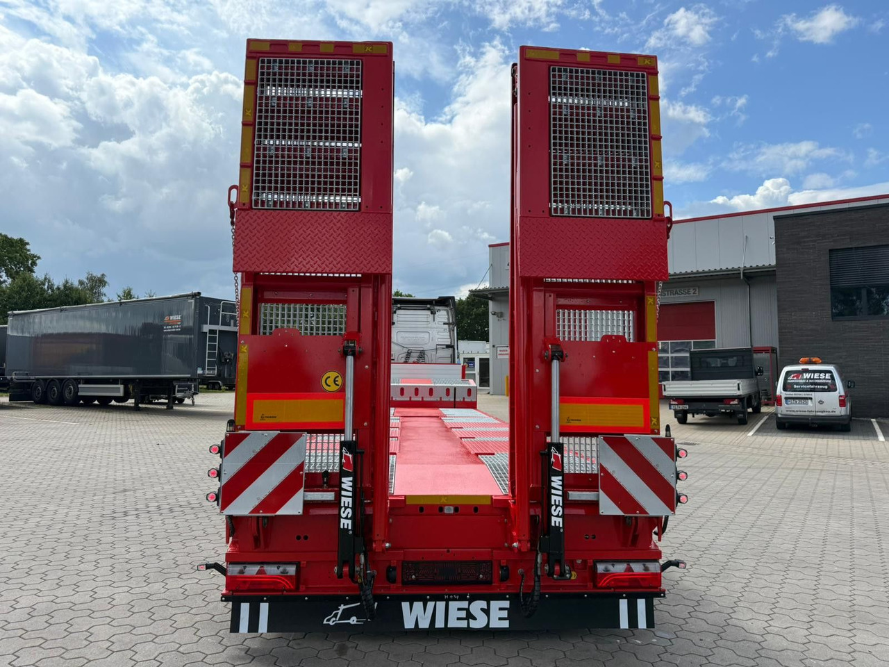 Kässbohrer SLS.HS Tieflader mit hydr. Schwanenhals - Low loader semi-trailer: picture 5 Kässbohrer SLS.HS Tieflader mit hydr. Schwanenhals - Low loader semi-trailer: picture 5