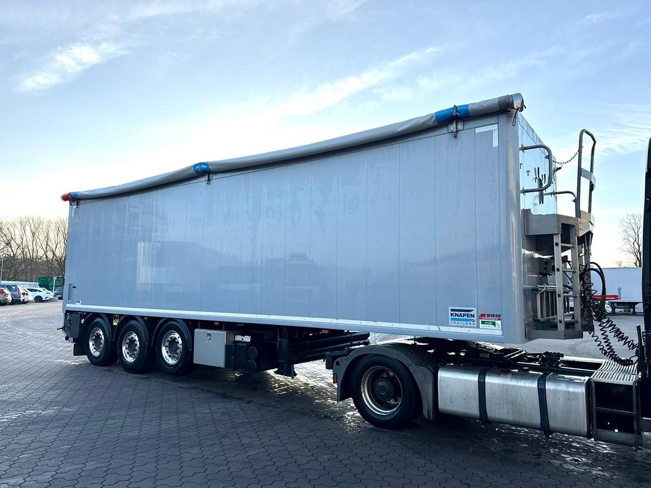 Knapen K200 Schubboden 61m³ mit Zellenradschleuse Agrar - Walking floor semi-trailer: picture 4 Knapen K200 Schubboden 61m³ mit Zellenradschleuse Agrar - Walking floor semi-trailer: picture 4