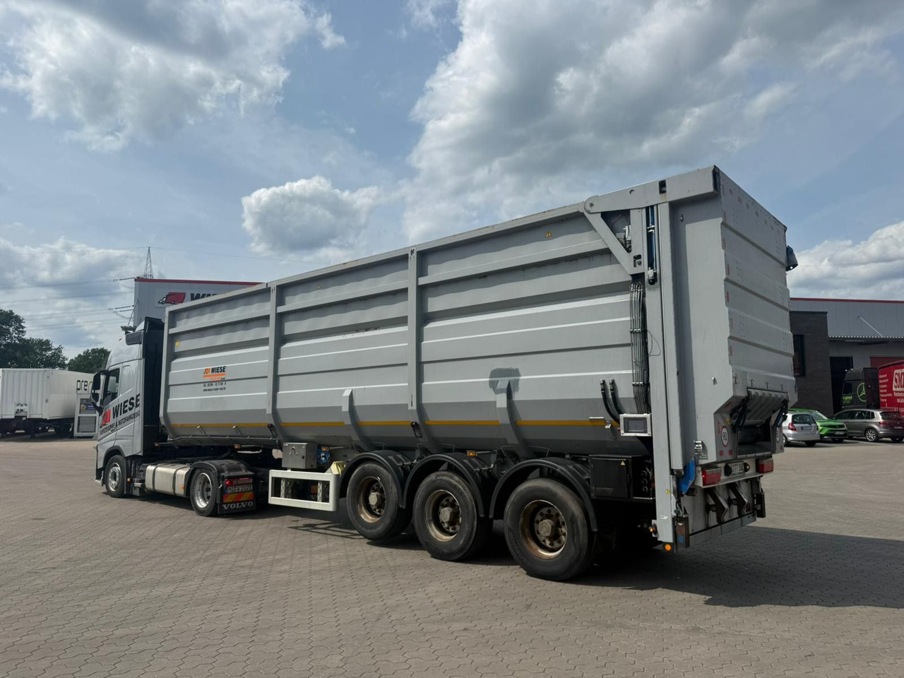 Kotte Kombiauflieger für Gülle und Schüttgut - Tanker semi-trailer: picture 1 Kotte Kombiauflieger für Gülle und Schüttgut - Tanker semi-trailer: picture 1