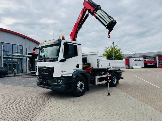 MAN 18.320 4x4 mit Fassi Ladekran Sofort Verfügbar - Tipper, Crane truck: picture 4 MAN 18.320 4x4 mit Fassi Ladekran Sofort Verfügbar - Tipper, Crane truck: picture 4