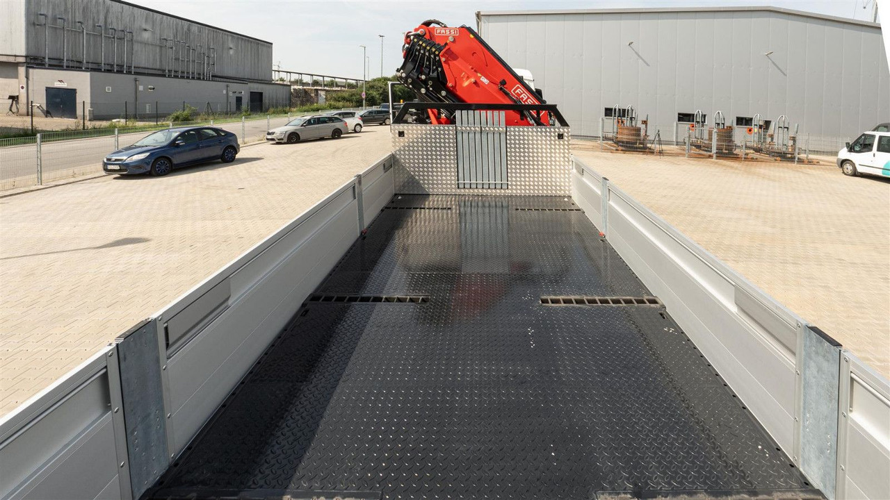 MAN 35.470 8x2 Kran F710 RA2.26 - Dropside/ Flatbed truck, Crane truck: picture 4 MAN 35.470 8x2 Kran F710 RA2.26 - Dropside/ Flatbed truck, Crane truck: picture 4