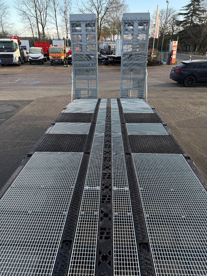 Leasing of MAN Baumaschinen- Arbeitsbühnentransporter Rampen MAN Baumaschinen- Arbeitsbühnentransporter Rampen: picture 8 Leasing of MAN Baumaschinen- Arbeitsbühnentransporter Rampen MAN Baumaschinen- Arbeitsbühnentransporter Rampen: picture 8