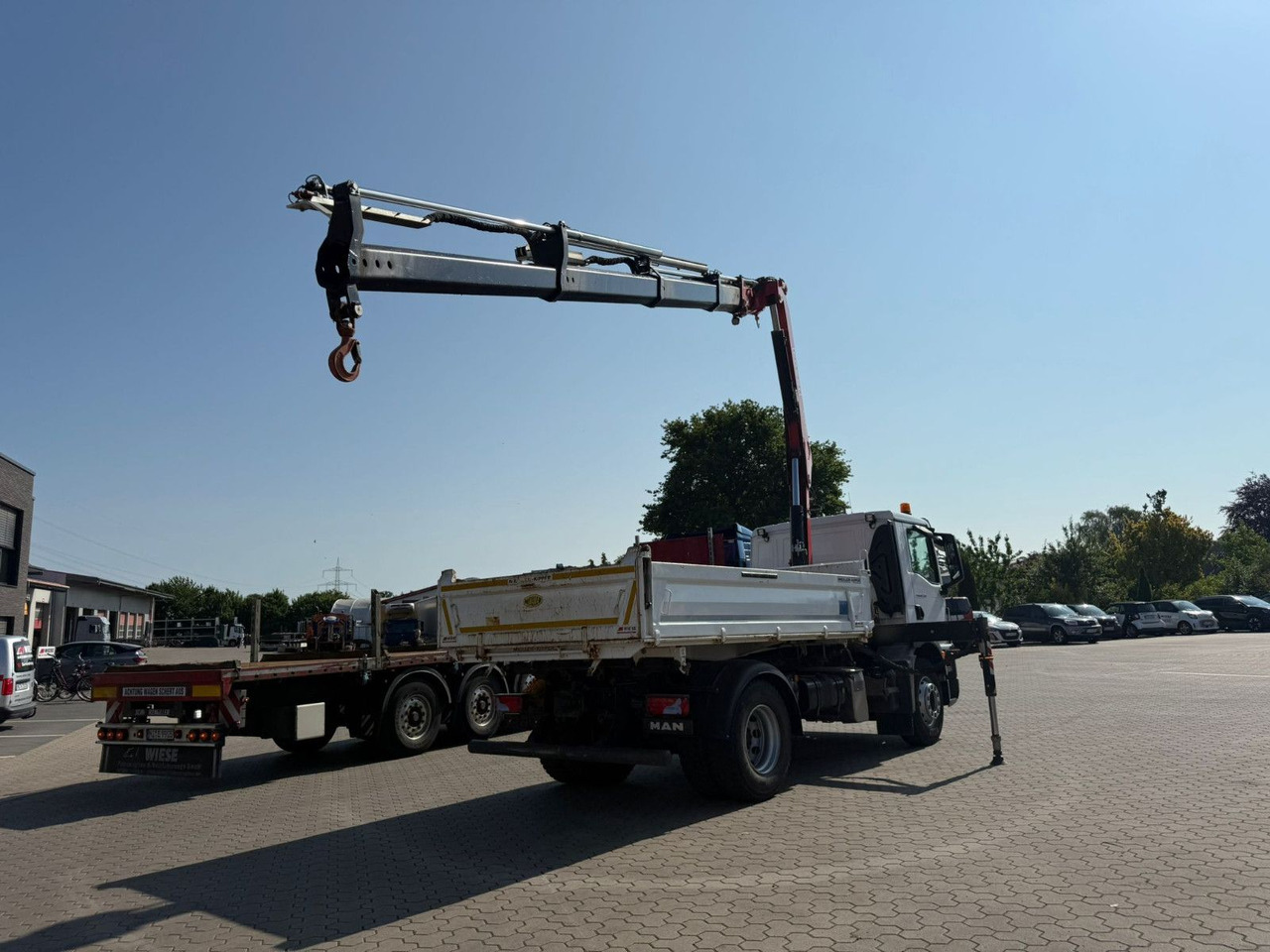 MAN TGM 18.320 4x2 BB Kran Fassi F135 Kipper Meiller - Crane truck: picture 4 MAN TGM 18.320 4x2 BB Kran Fassi F135 Kipper Meiller - Crane truck: picture 4