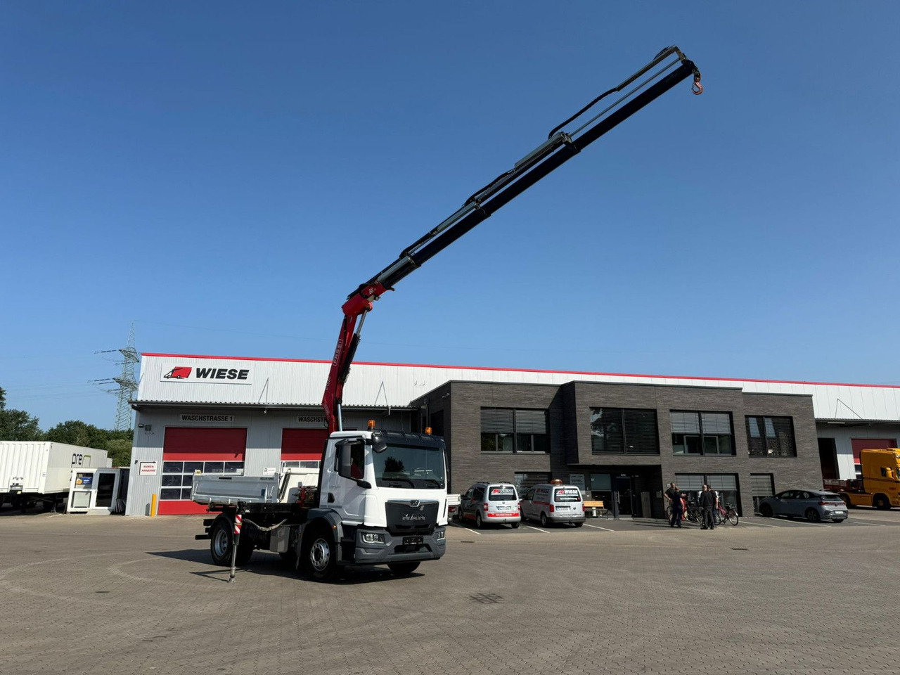 MAN TGM 18.320 4x2 BB mit Kran Fassi F135 Kipper - Tipper, Crane truck: picture 2 MAN TGM 18.320 4x2 BB mit Kran Fassi F135 Kipper - Tipper, Crane truck: picture 2