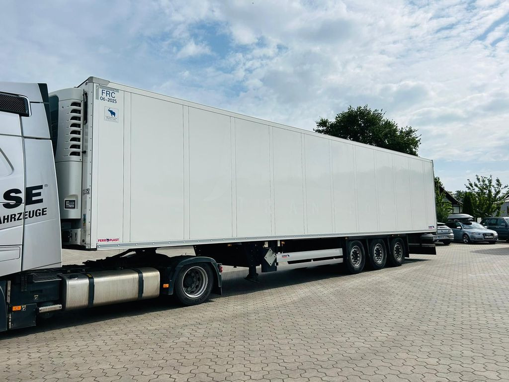 Schmitz Cargobull SKO 24 /L FP 45 Cool Pharma Zertifikat Schmitz Cargobull SKO 24 /L FP 45 Cool Pharma Zertifikat - Refrigerated semi-trailer: picture 3 Schmitz Cargobull SKO 24 /L FP 45 Cool Pharma Zertifikat Schmitz Cargobull SKO 24 /L FP 45 Cool Pharma Zertifikat - Refrigerated semi-trailer: picture 3