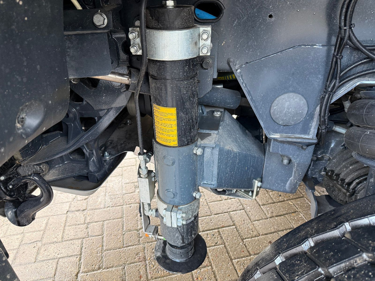 Dropside/ Flatbed truck, Crane truck Tatra 41.500 8x8 Phoenix Fassi F710 Kran: picture 11