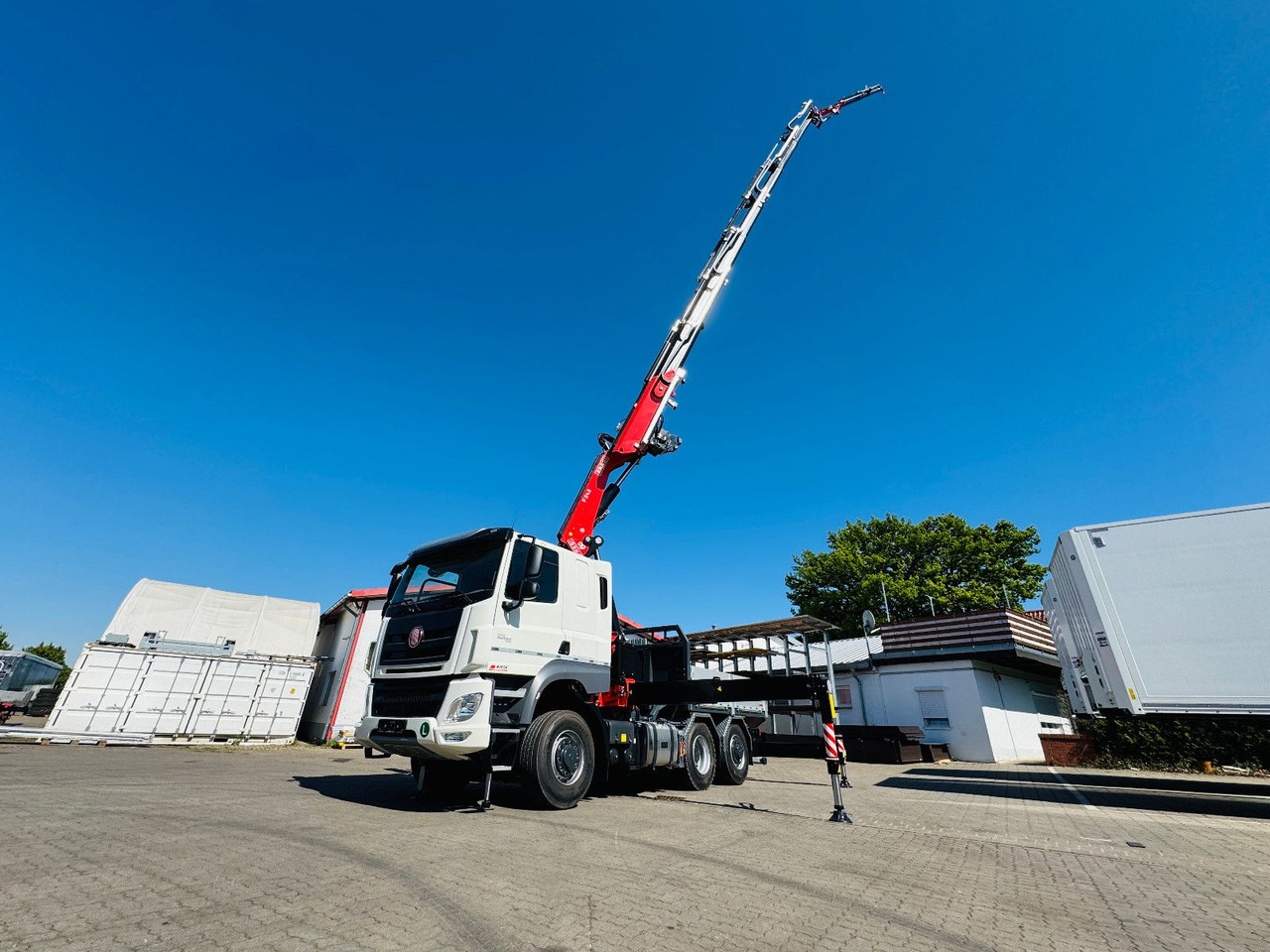 Tatra 6x6x6 Phoenix Fassi F545RA.2.27 L214 V20 - Dropside/ Flatbed truck, Crane truck: picture 2 Tatra 6x6x6 Phoenix Fassi F545RA.2.27 L214 V20 - Dropside/ Flatbed truck, Crane truck: picture 2