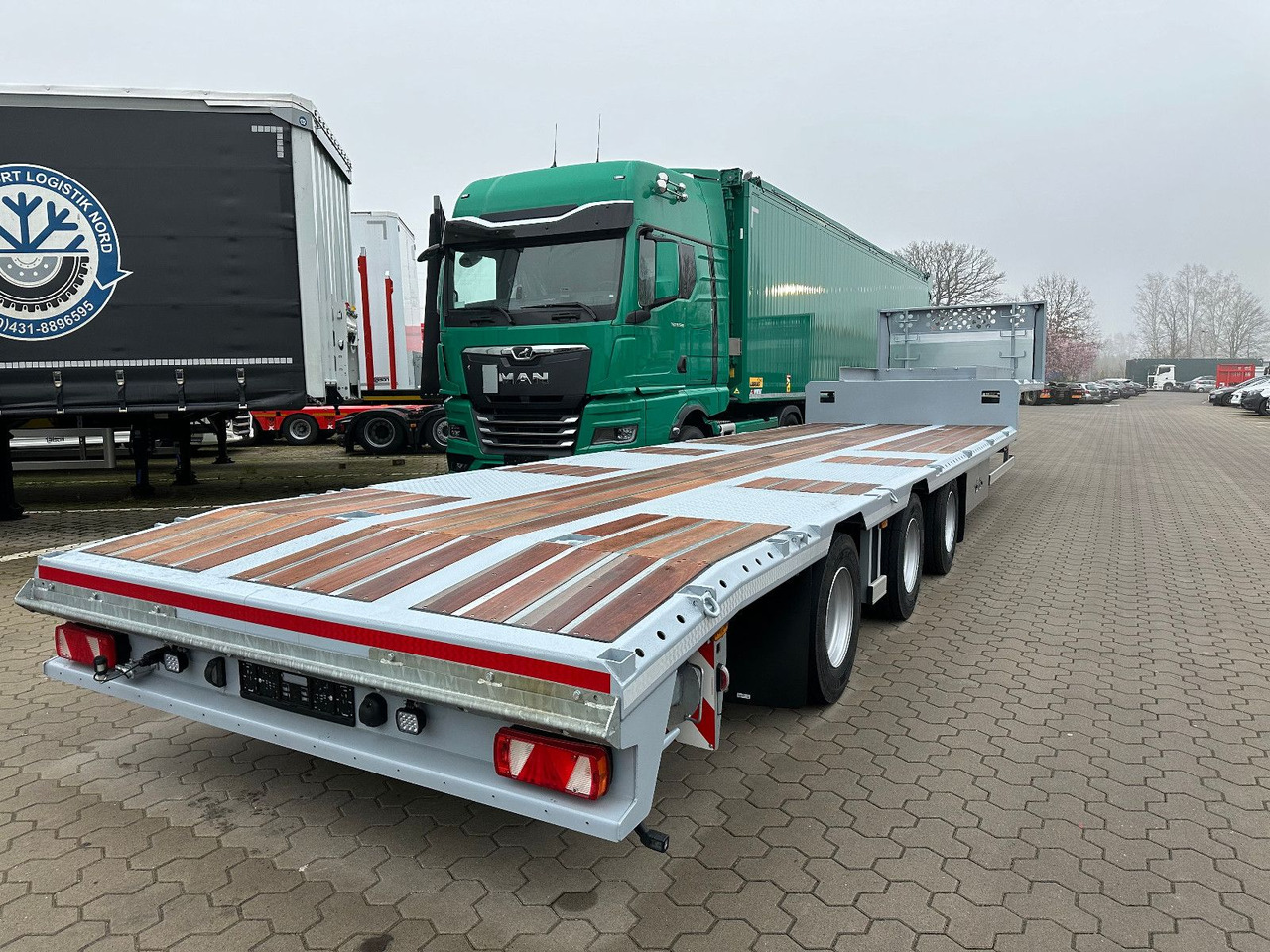 Tieflader Zwangslenkung Betonteile Fertigteile - Low loader semi-trailer: picture 4 Tieflader Zwangslenkung Betonteile Fertigteile - Low loader semi-trailer: picture 4