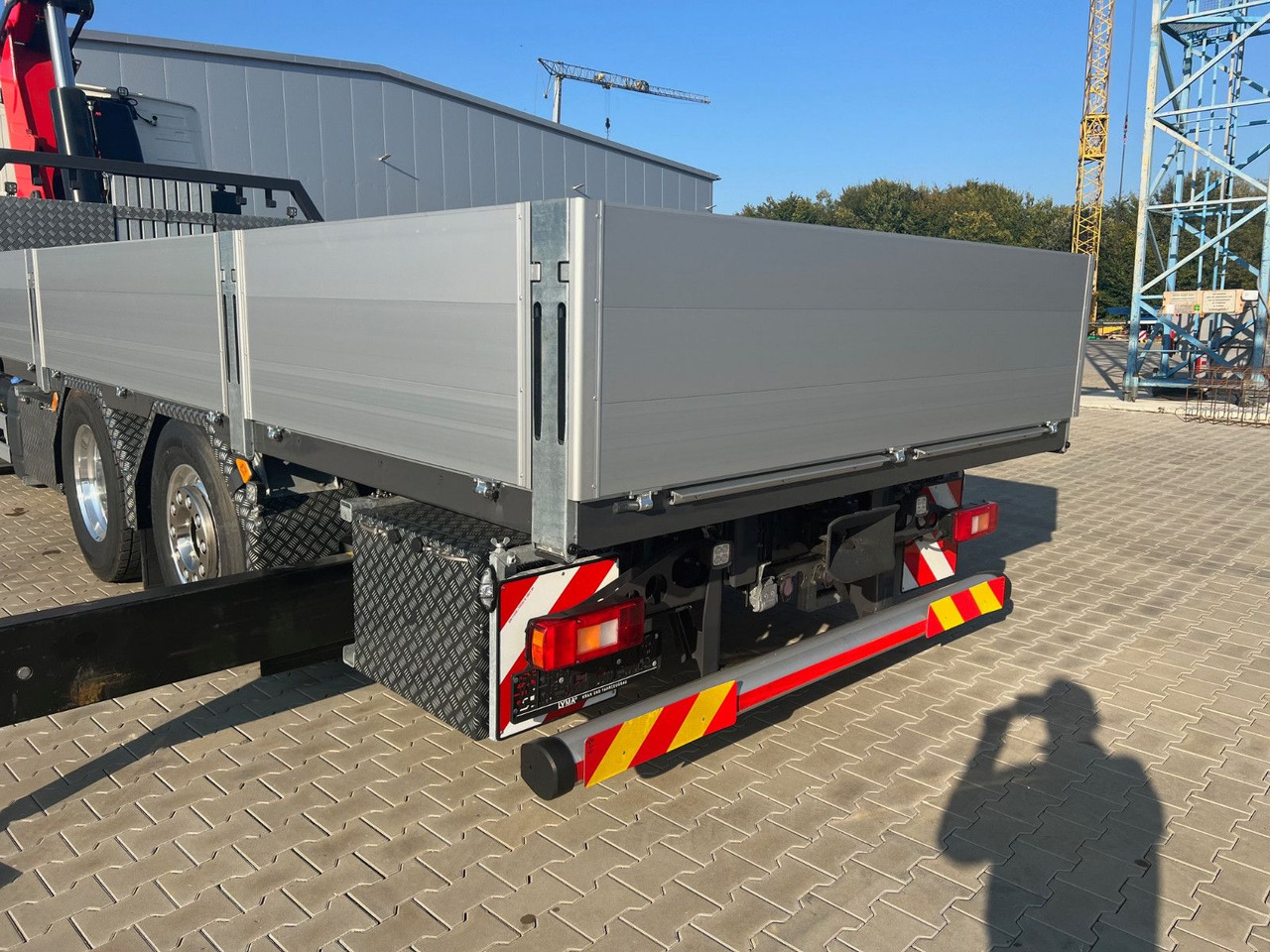 Volvo FH 500 8x2 Kran F710 RA2.26 - Truck, Crane truck: picture 3 Volvo FH 500 8x2 Kran F710 RA2.26 - Truck, Crane truck: picture 3